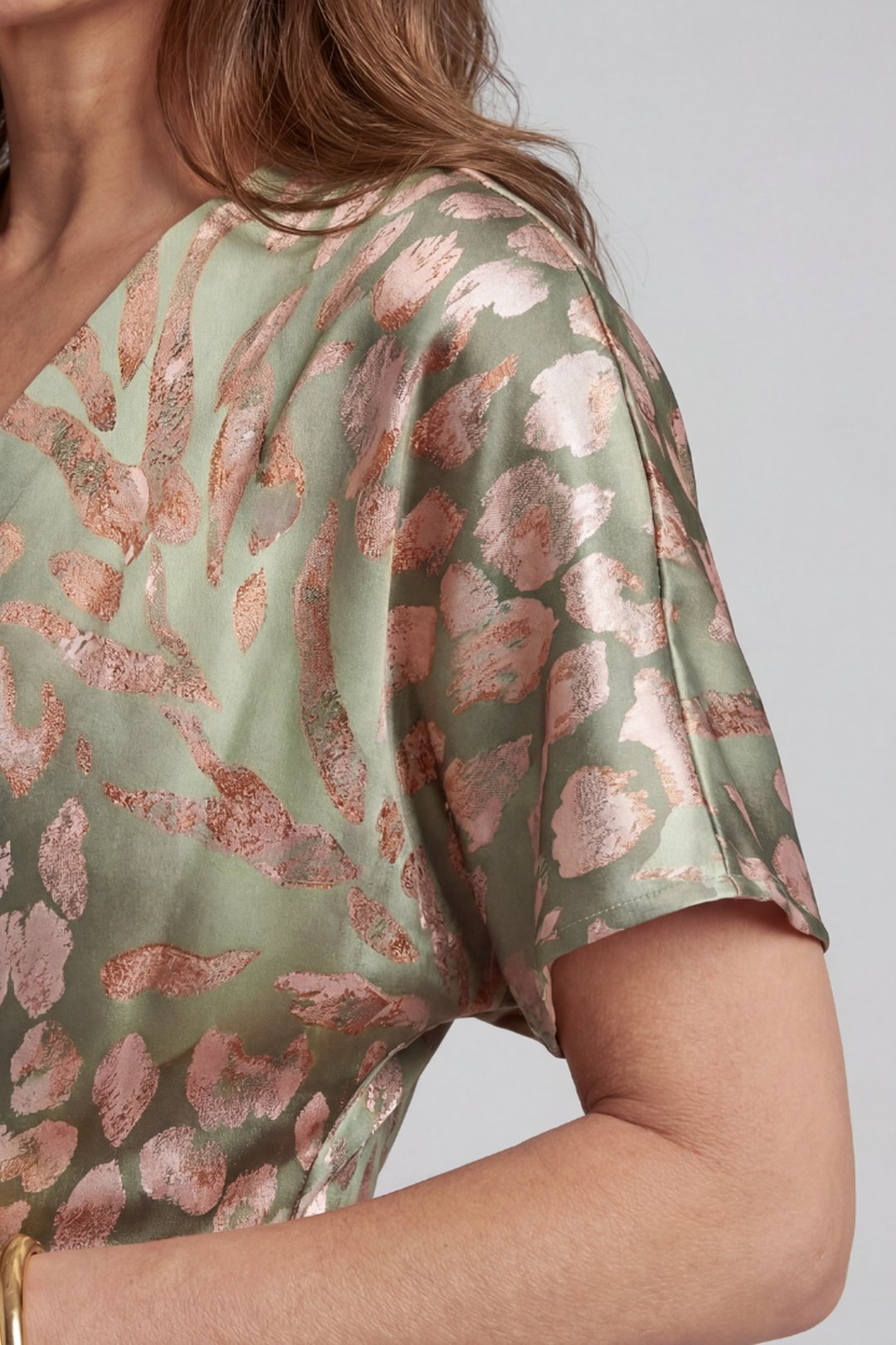 Taryn | Abstract Print Twist Waist Midi Dress