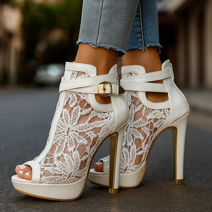 Diana | Elegant Lace Pumps
