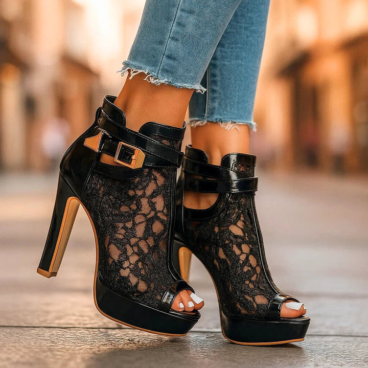 Diana | Elegant Lace Pumps