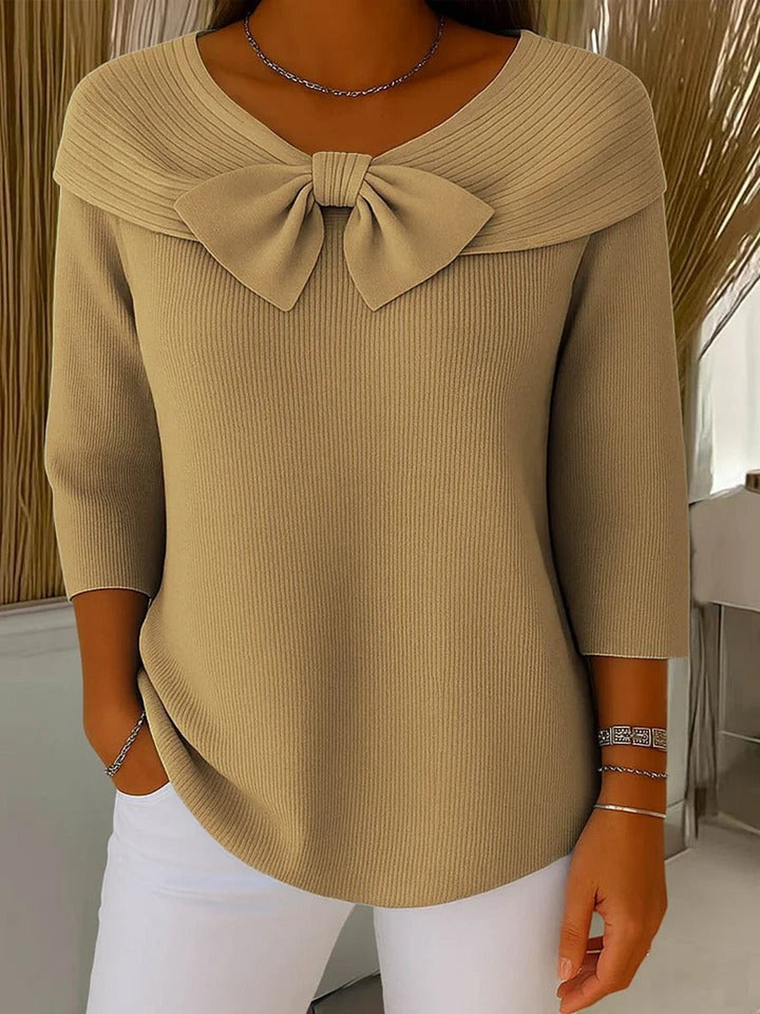 Tula | Sweater with Bow and Round Neckline